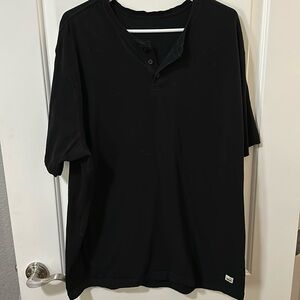 Black men’s short sleeve ever Henley